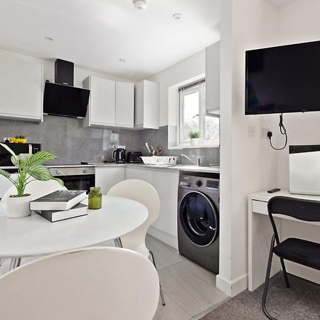 South Harrow Apartment Londen Buitenkant foto