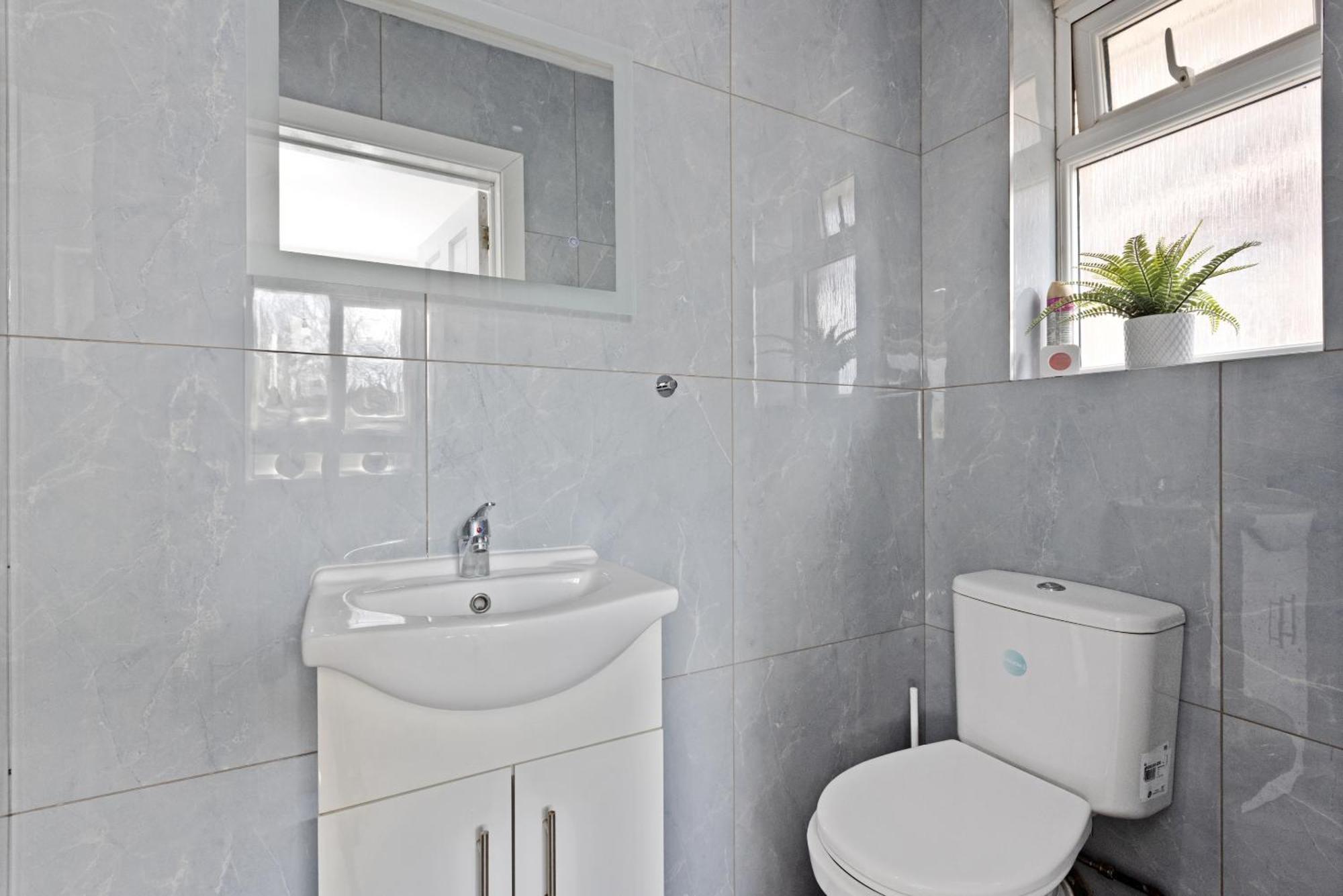 South Harrow Apartment Londen Buitenkant foto